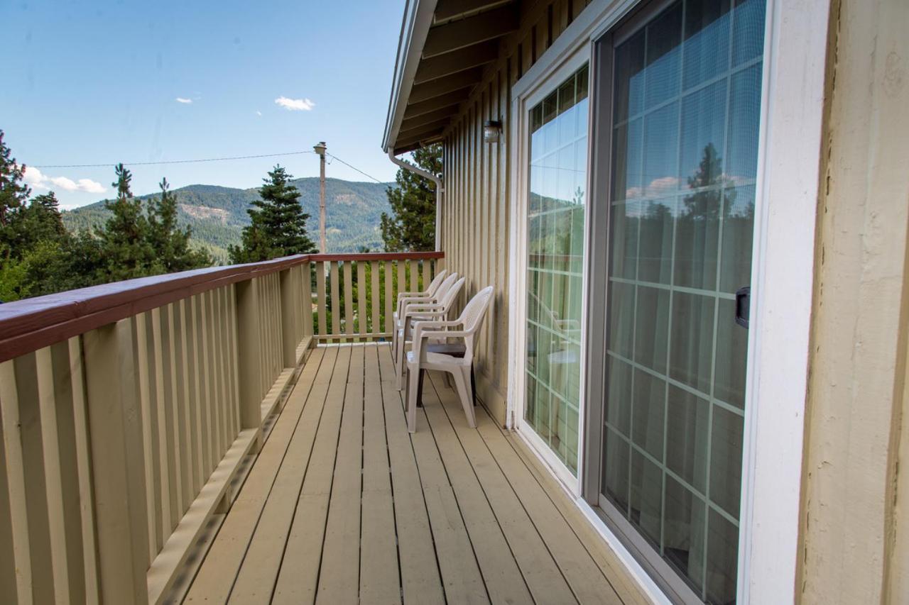 Swiss Holiday Lodge Маунт-Шаста Екстер'єр фото